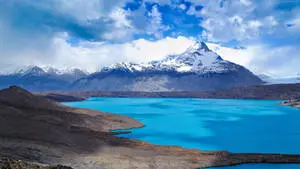 4k Nature Mountain And Blue Waters