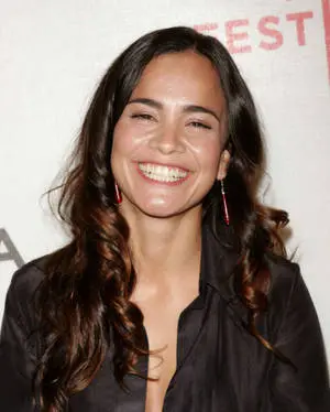 Alice Braga Hardly Chuckles 