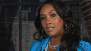 Black-Haired Vivica Fox