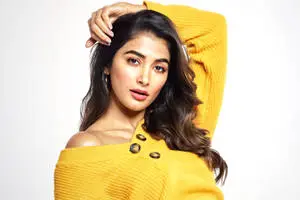 Bright Yellow Pooja Hedge HD
