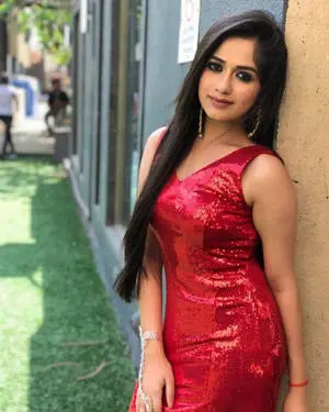 Casual Smokey Jannat Zubair