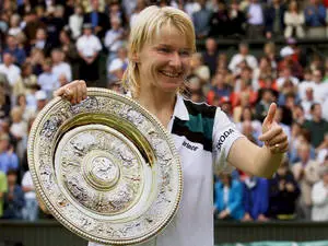 Jana Novotna Giving Thumbs Up 