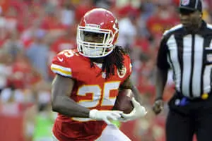 Get ready to cheer on the Kansas City Chiefs in 4K with this wallpaper.