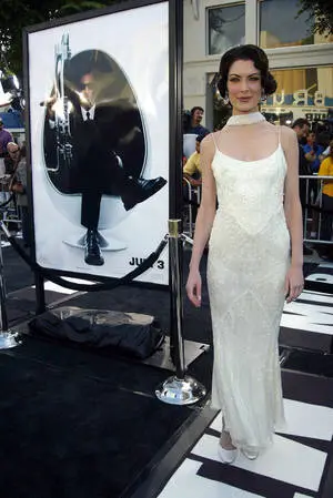 Lara Flynn Boyle At MIB 2 Premiere