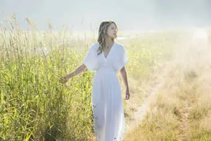 Melissa Benoist Beautiful Actress HD