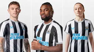 Newcastle United FC players donned in their iconic black and white uniform.