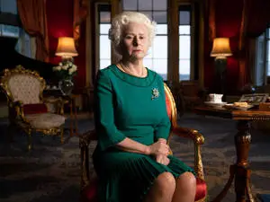 Tracey Ullman Green Dress