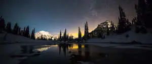 Take in the beauty of nature with this scenic ultrawide wallpaper 